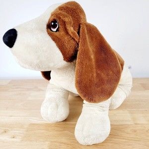 Russ Berrie Hush Puppies 18" Stuffed Plush Basset Hound Dog Cream And Brown